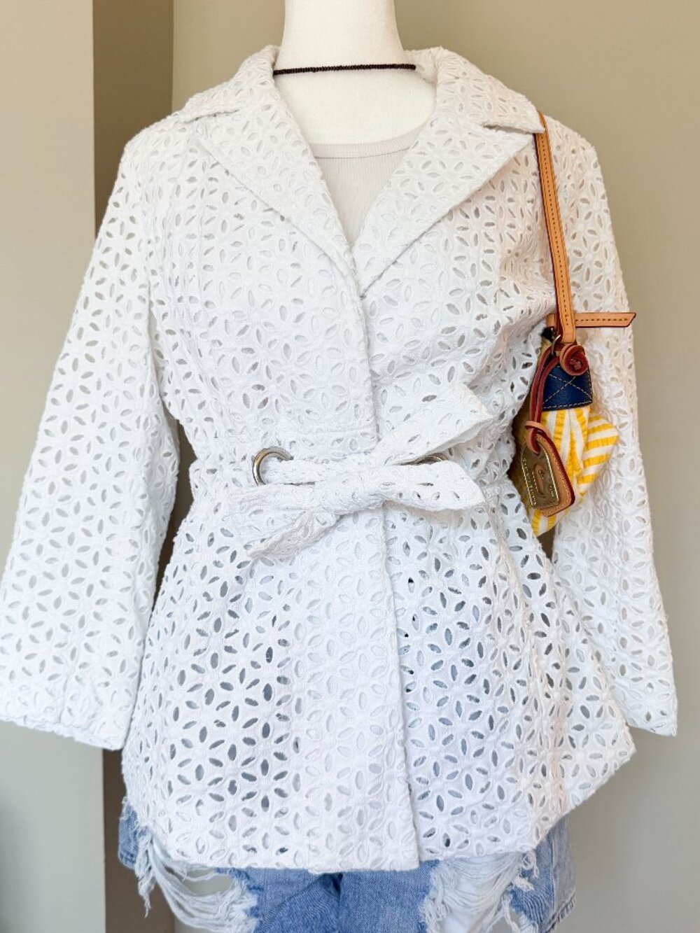 Zoe D White Eyelet Lace & Belted Waist Coat - Size Medium